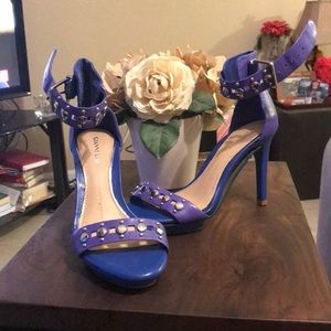 NEVER WORN Gianni Heels 👠
